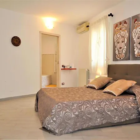 Small Paradise Проживание в семье Палермо