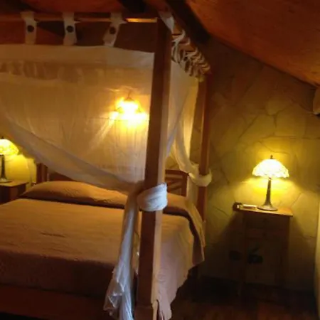 Quarto em Acomodações Particulares Small Paradise *