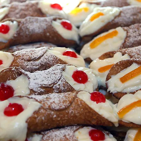 Проживание в семье Small Paradise Палермо