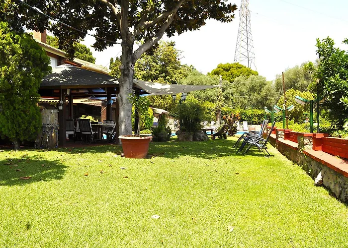 Rum i privatbostad Small Paradise *