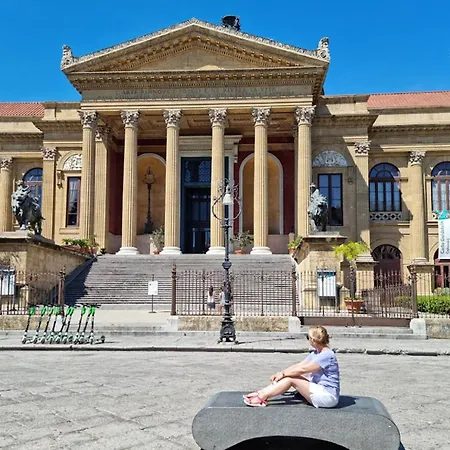 Small Paradise 巴勒莫