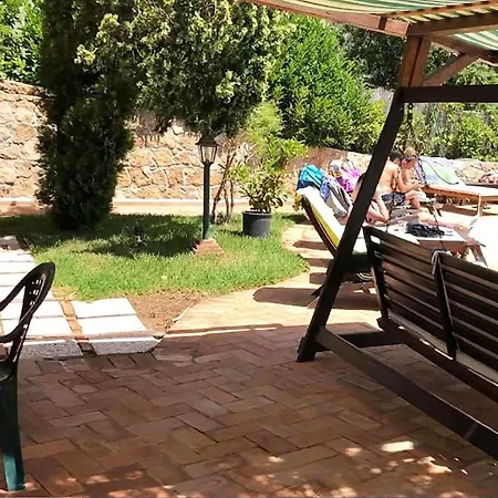 Small Paradise 民宿