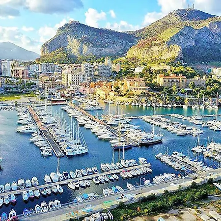 Small Paradise 巴勒莫